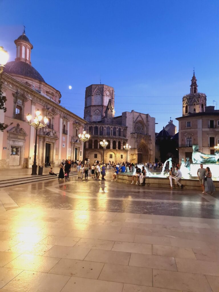 Plaza de la Virgen